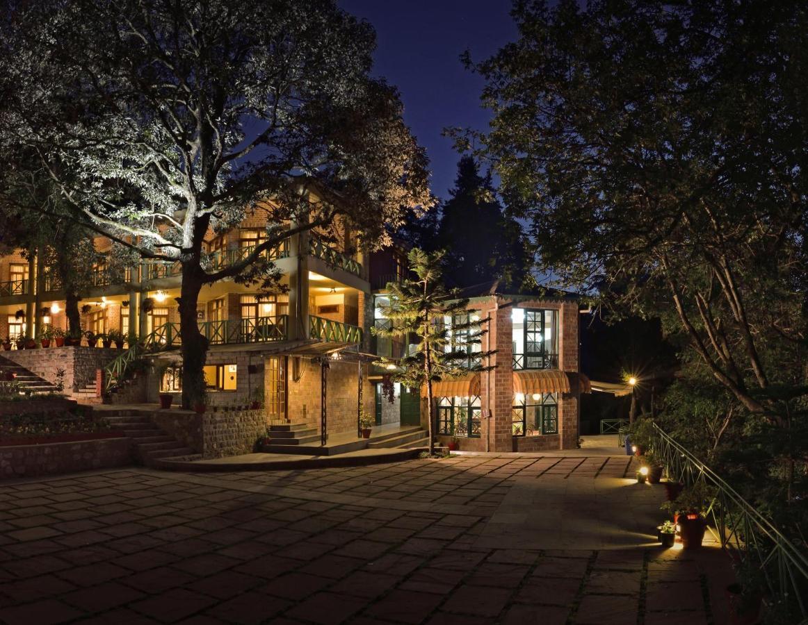 The Lake Resort Naukuchiatal Εξωτερικό φωτογραφία
